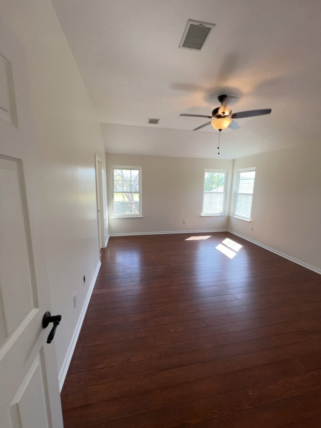 8826 Burleson Ct, Houston, TX 77064 - photo 5