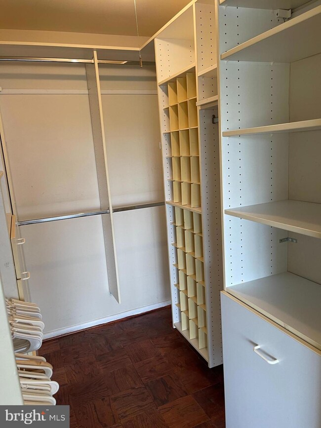 The Pavilion on the Park unit 610, Alexandria, VA 22304 - photo 7