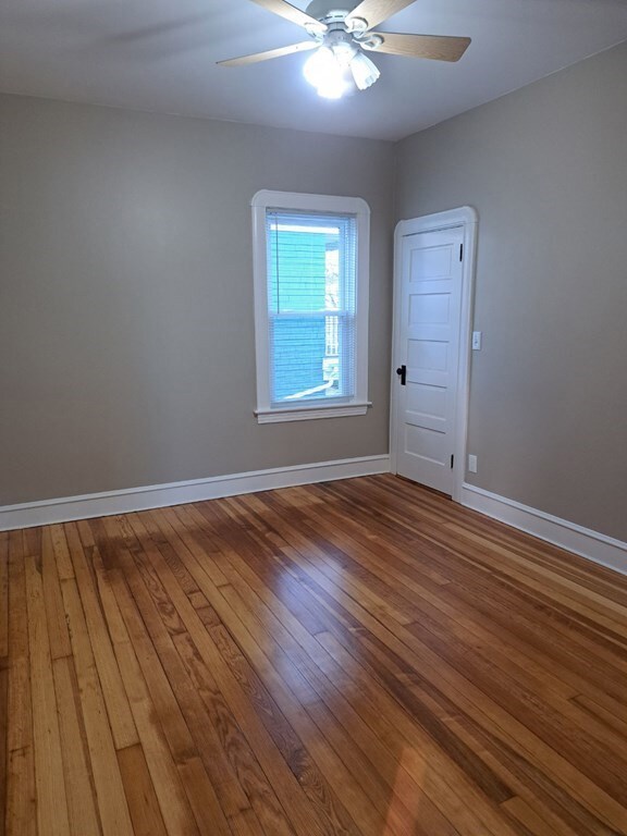 131 Barlow St unit 2, Fall River, MA 02723 - photo 4