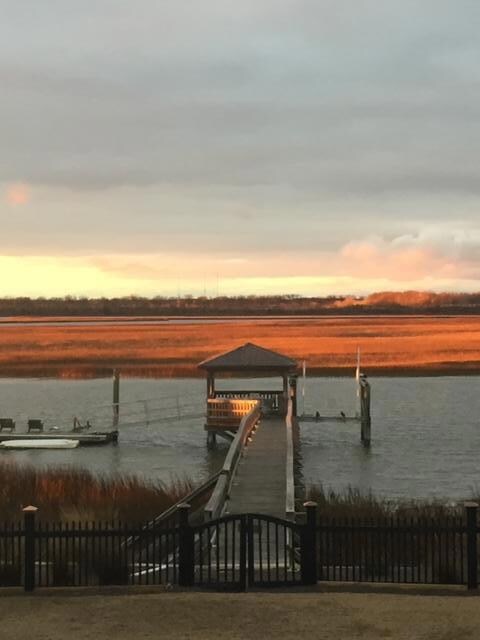 Dock