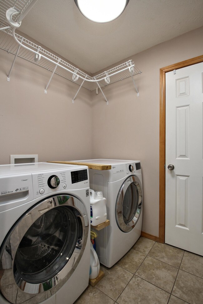 1313 Turnberry Blvd-11