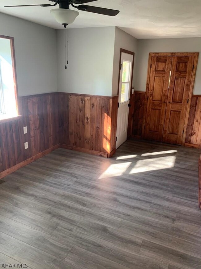 225 Lower Snake Spring Rd, Everett, PA 15537 - photo 5