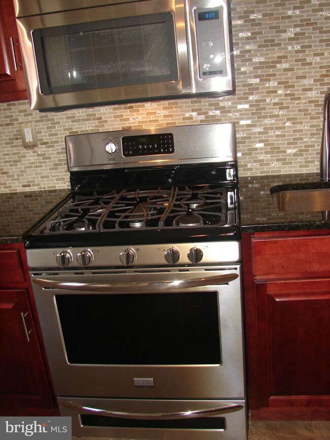 5413 Sagra Rd, Baltimore, MD 21239 - photo 7