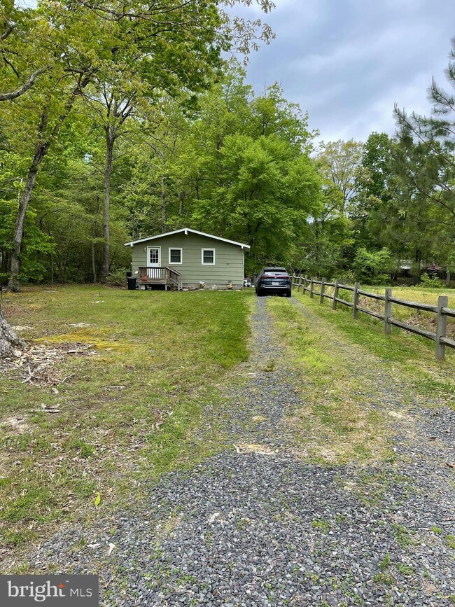 121 Placid Rd, Colonial Beach, VA 22443 - photo 5