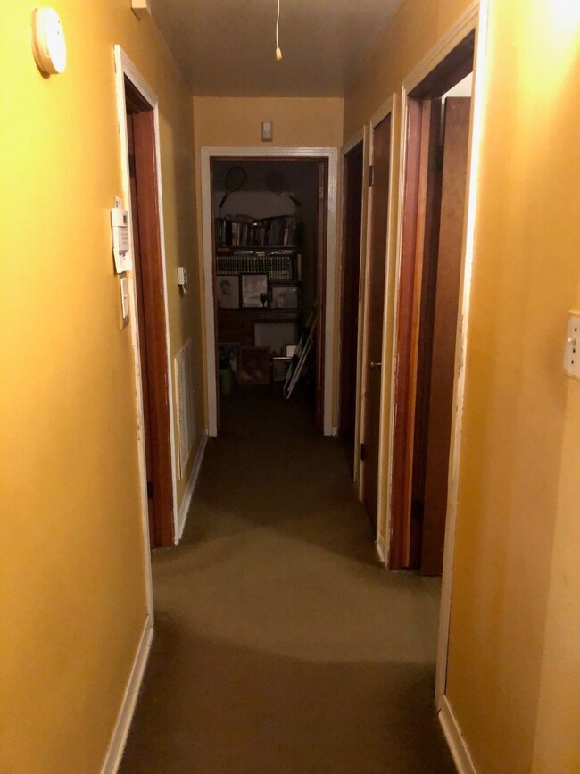 7121 W Knoll St, Houston, TX 77028 - photo 7