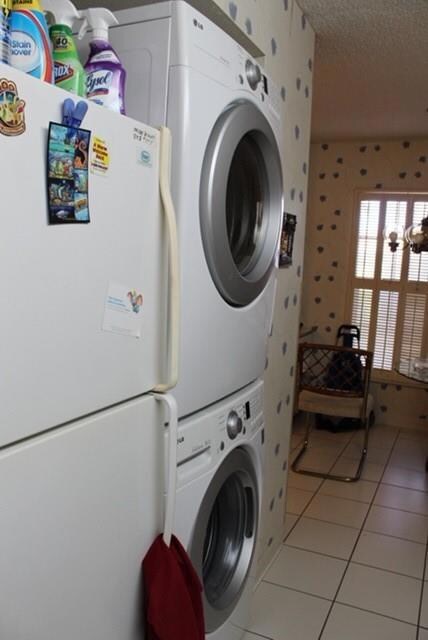 Washer Dryer inside unit