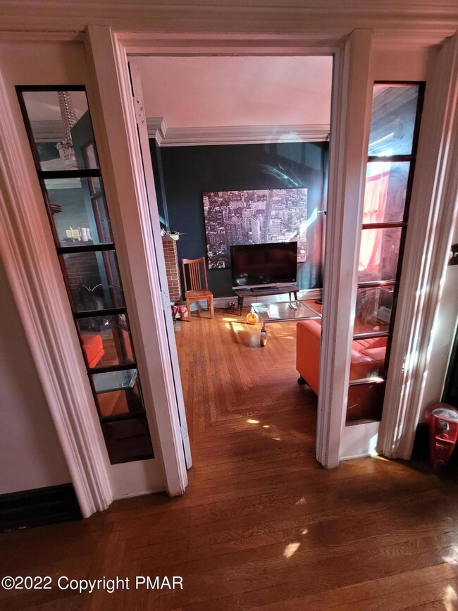 1131 W Turner St, Allentown, PA 18102 - photo 5