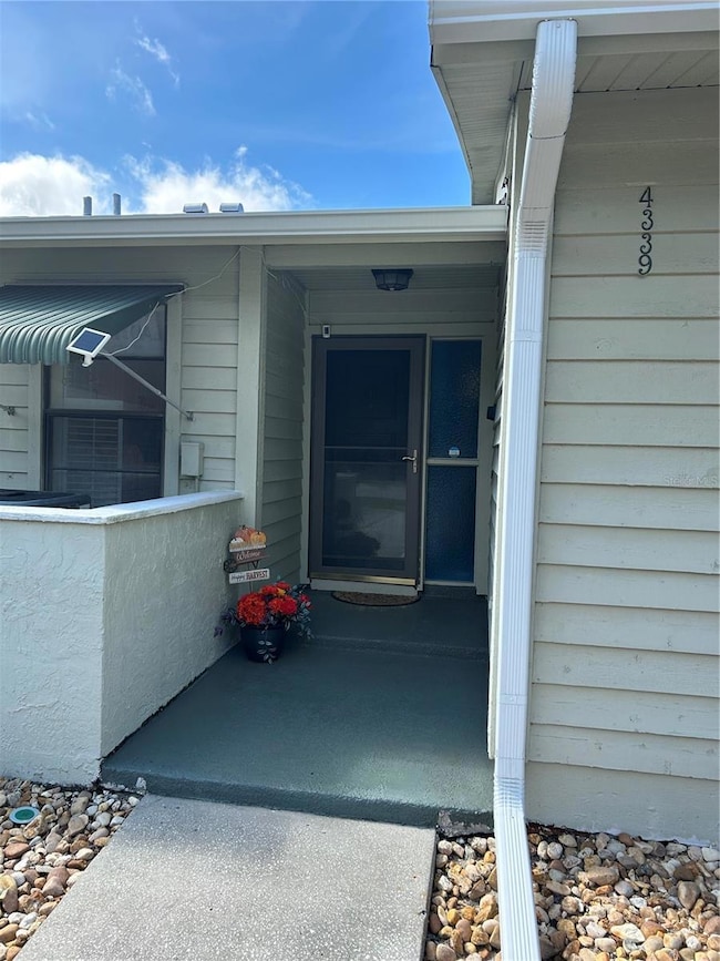 4339 Tiburon Dr unit 15, New Port Richey, FL 34655 - photo 2