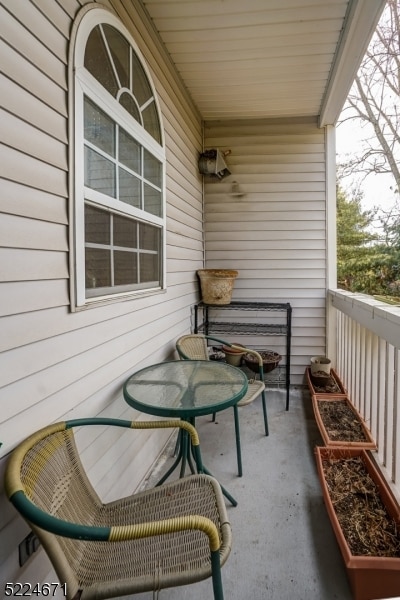 404 Brookview Ct unit 404, Whippany, NJ 07981 - photo 5
