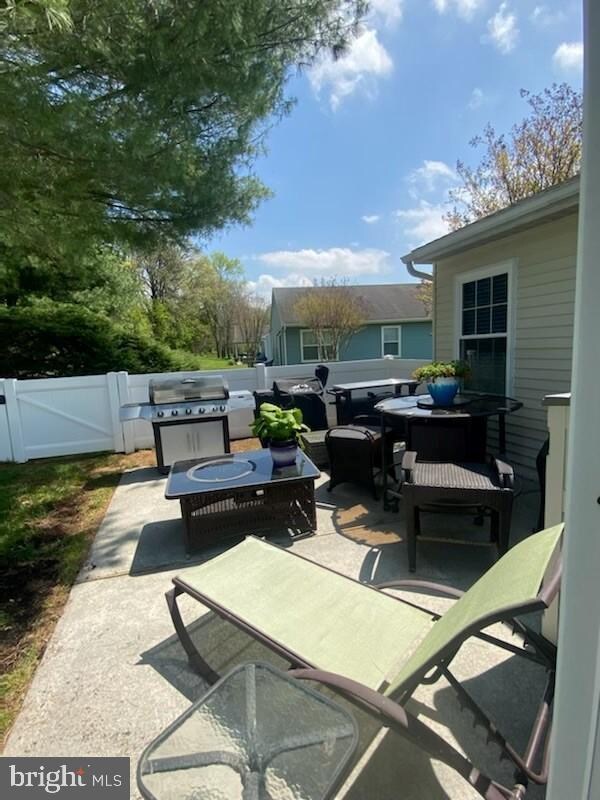 73 Knollwood Dr, Woodbury, NJ 08096 - photo 5