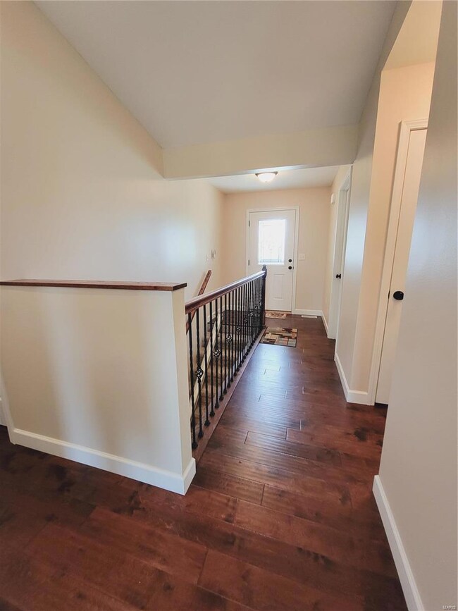 2063 Briarbend Ct, Maryville, IL 62062 - photo 2