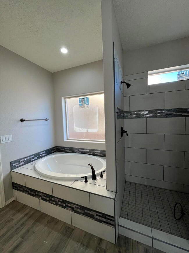 940 Firewheel Loop SW, Los Lunas, NM 87031 - photo 7