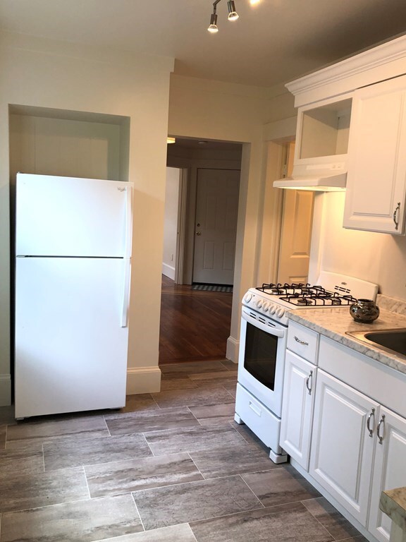 10 Bridge St unit 4, Danvers, MA 01923 - photo 3