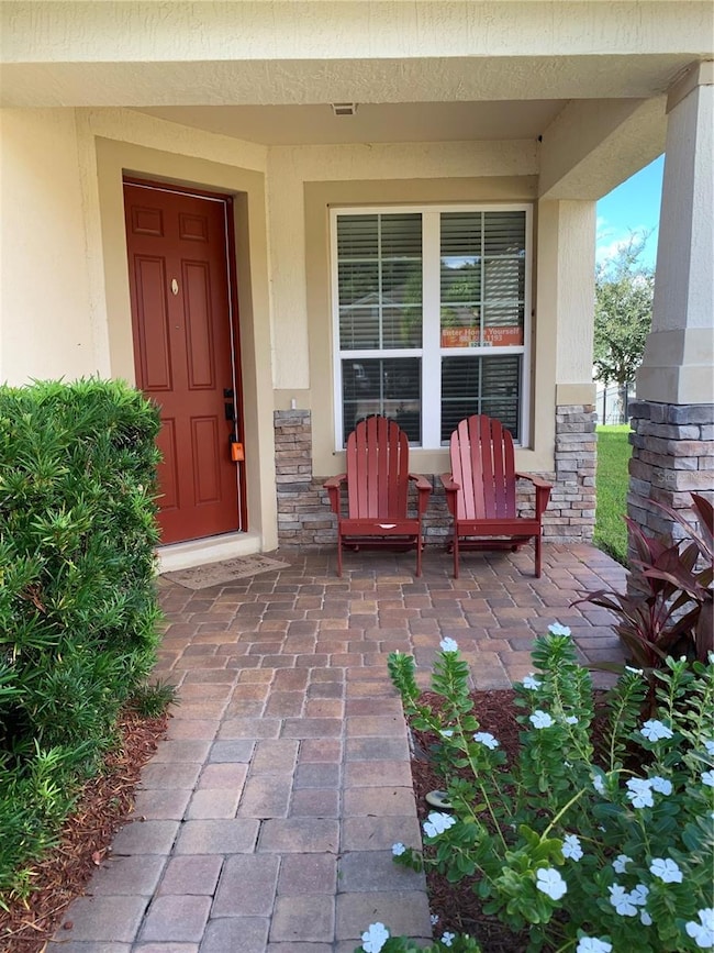 2902 Westyn Cove Ln, Ocoee, FL 34761 - photo 2