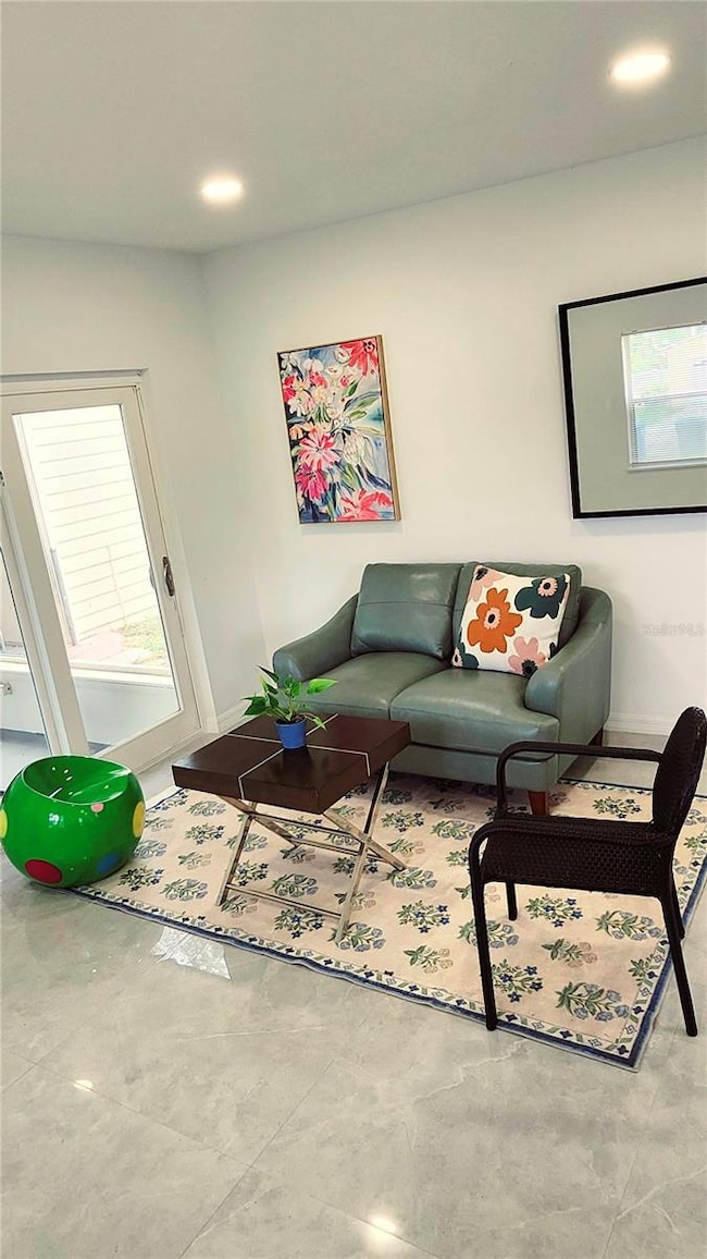 4219 Des Moines St NE, Saint Petersburg, FL 33703 - photo 6