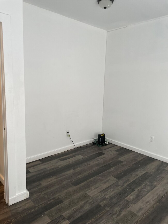 20892 Cochran Rd, Waller, TX 77484 - photo 4