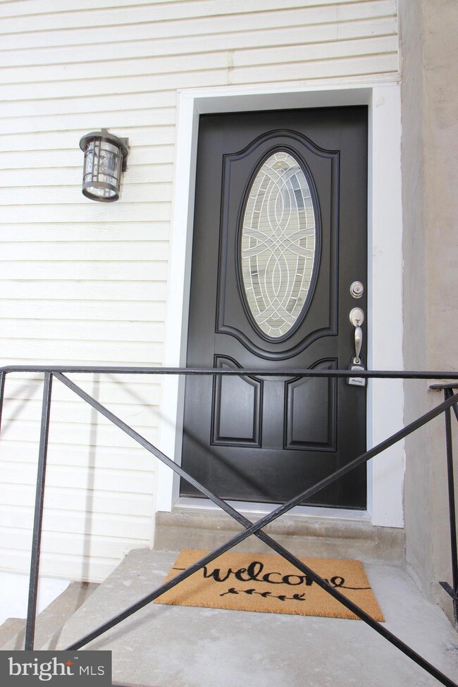 2852 Sebring Rd, Philadelphia, PA 19152 - photo 2