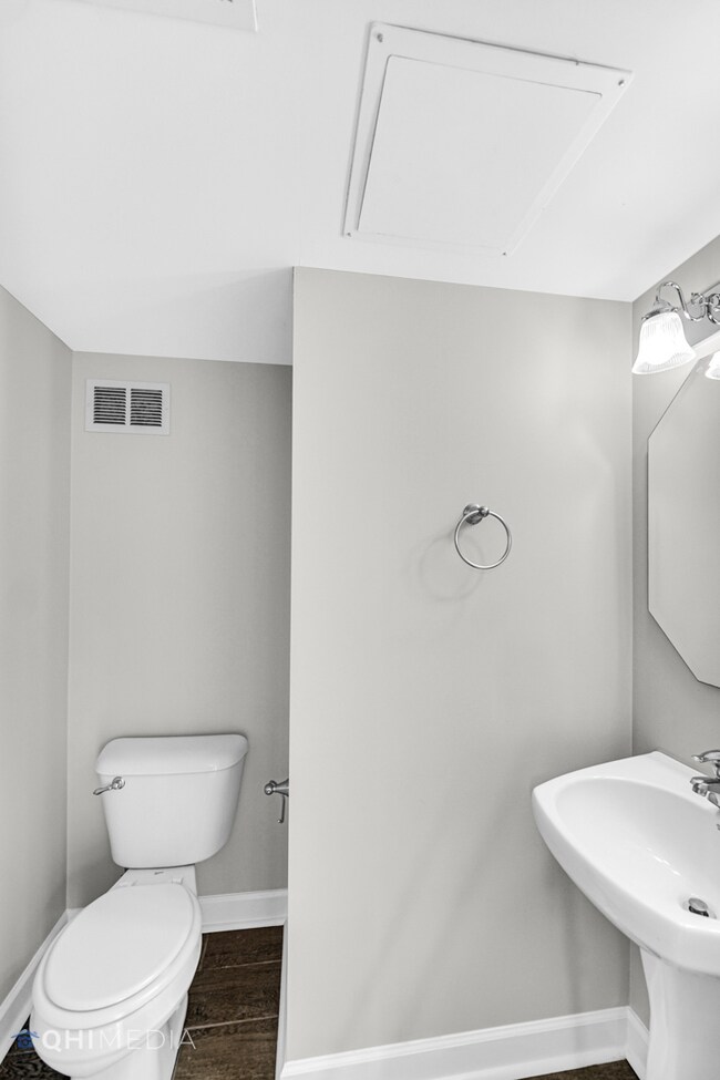 921 Four Seasons Blvd unit 6286, Aurora, IL 60504 - photo 7