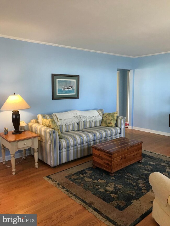 126 Cedar Ave, Colonial Beach, VA 22443 - photo 3