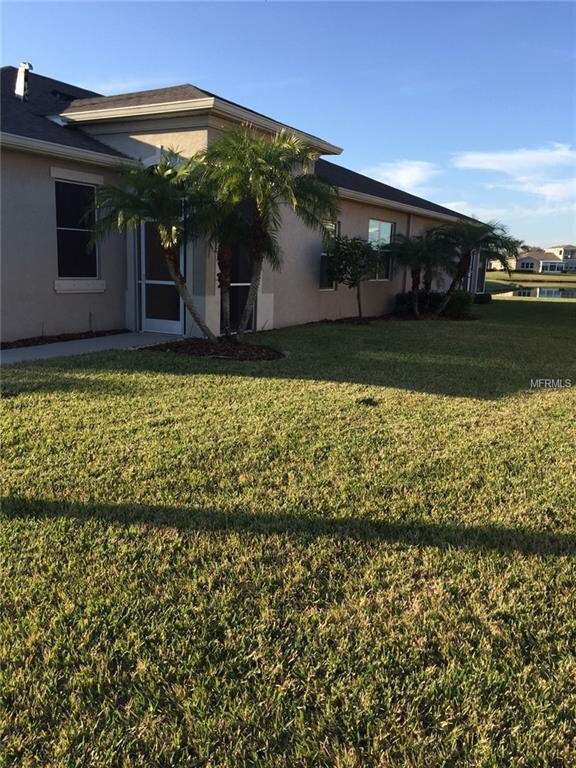 2527 Sapphire Greens Ln, Sun City Center, FL 33573 - photo 4