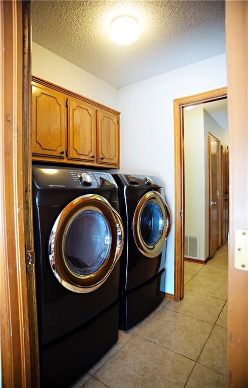 2217 NE 9th St, Moore, OK 73160 - photo 3