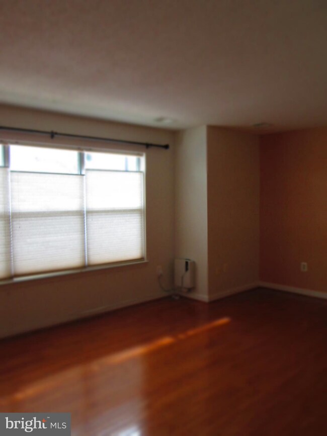 2701 Snowbird Terrace unit 2, Silver Spring, MD 20906 - photo 4