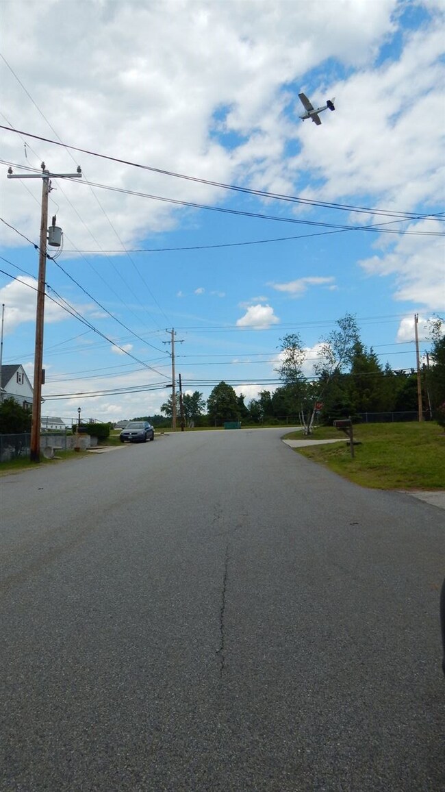 2 High Pine Ave, Nashua, NH 03063 - photo 3