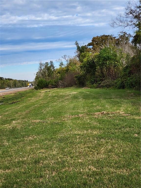 990 S Fashion Blvd, Hahnville, LA 70057 - photo 3