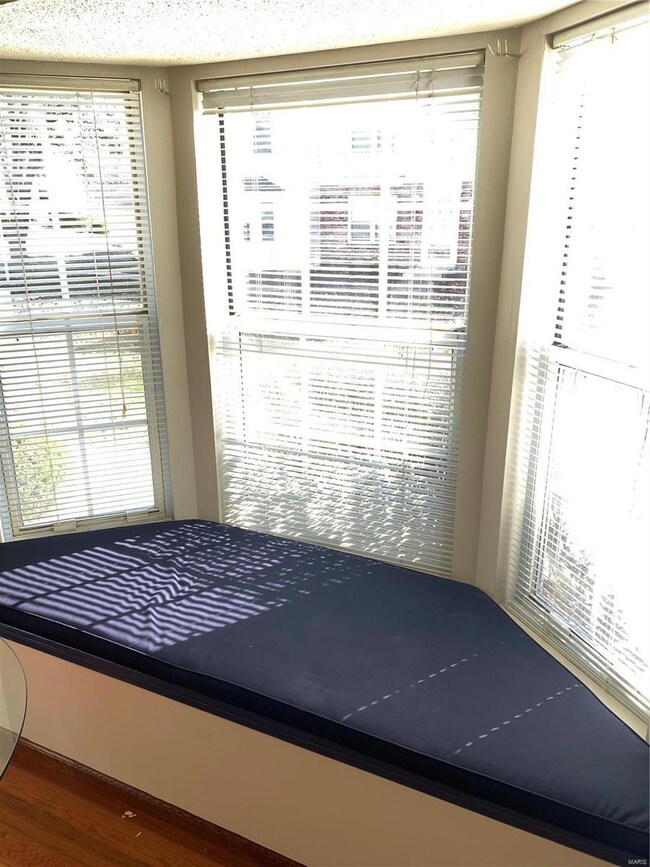Kitchen window seat