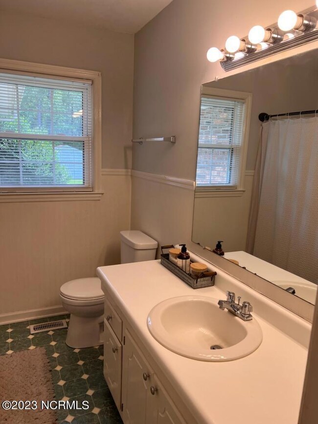 152 Sloop Point Loop Rd, Hampstead, NC 28443 - photo 7