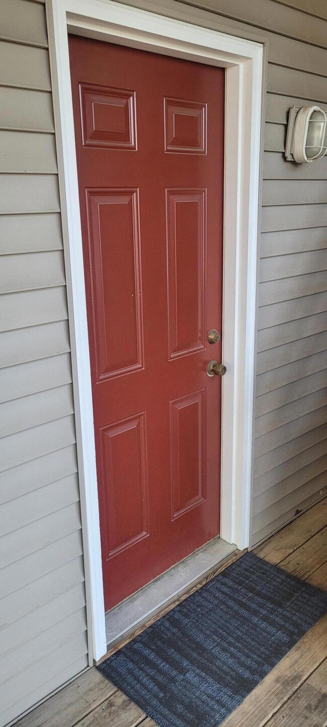 1005 Jackson St NW unit 1007, Grand Rapids, MI 49504 - photo 2