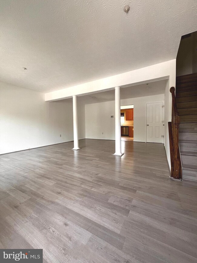 9328 Ridings Way, Laurel, MD 20723 - photo 6