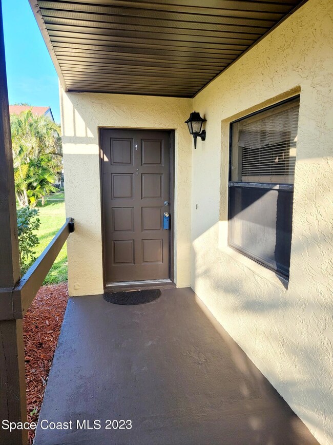 Front door 1st floor