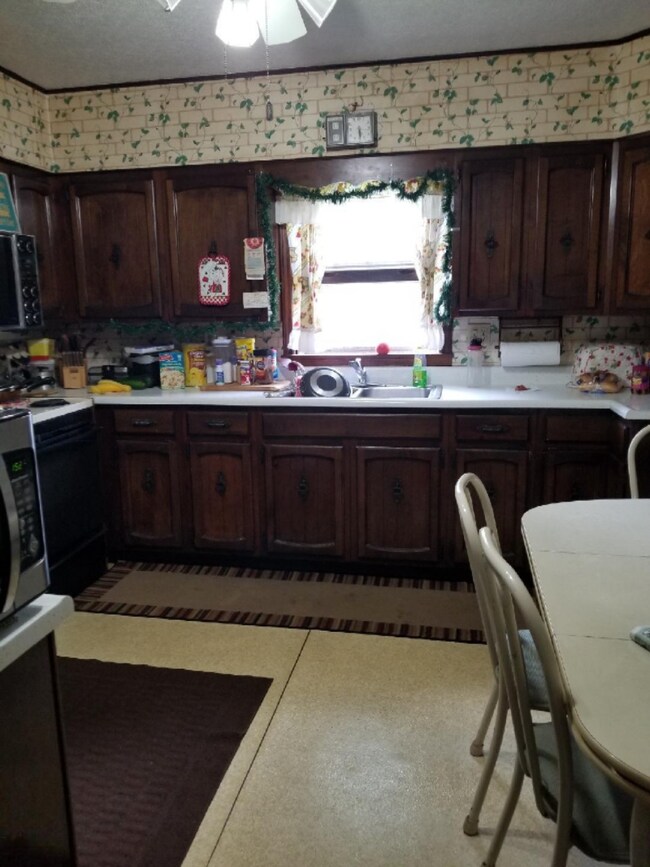 East kitchen