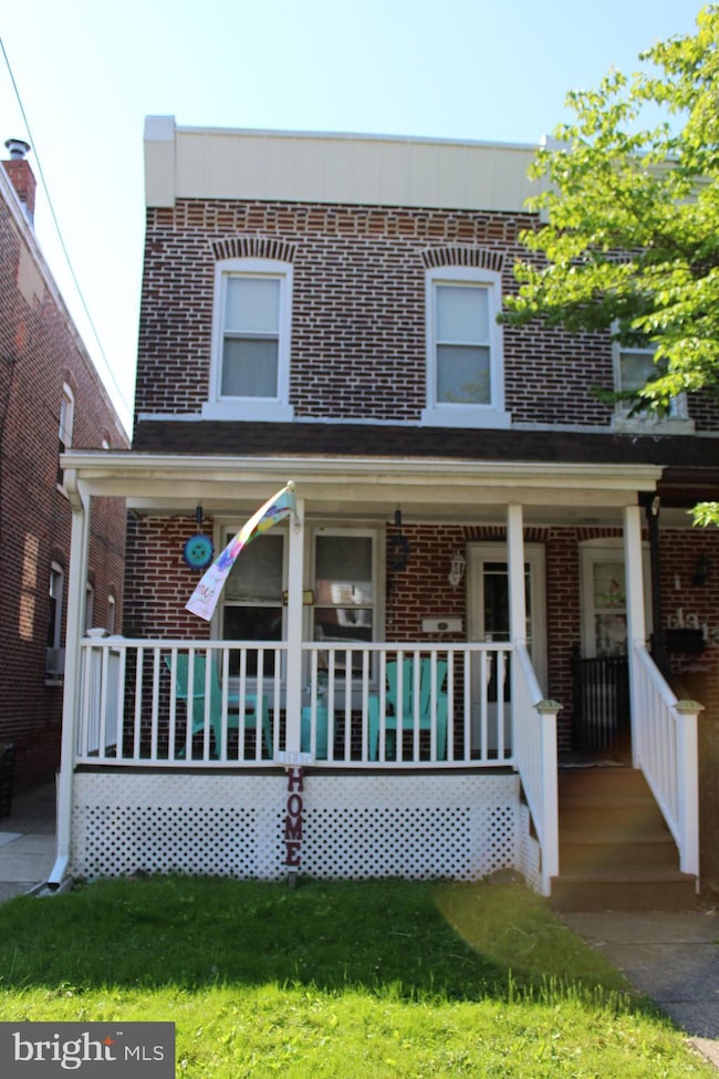 1315 E 9th St, Crum Lynne, PA 19022 - photo 3