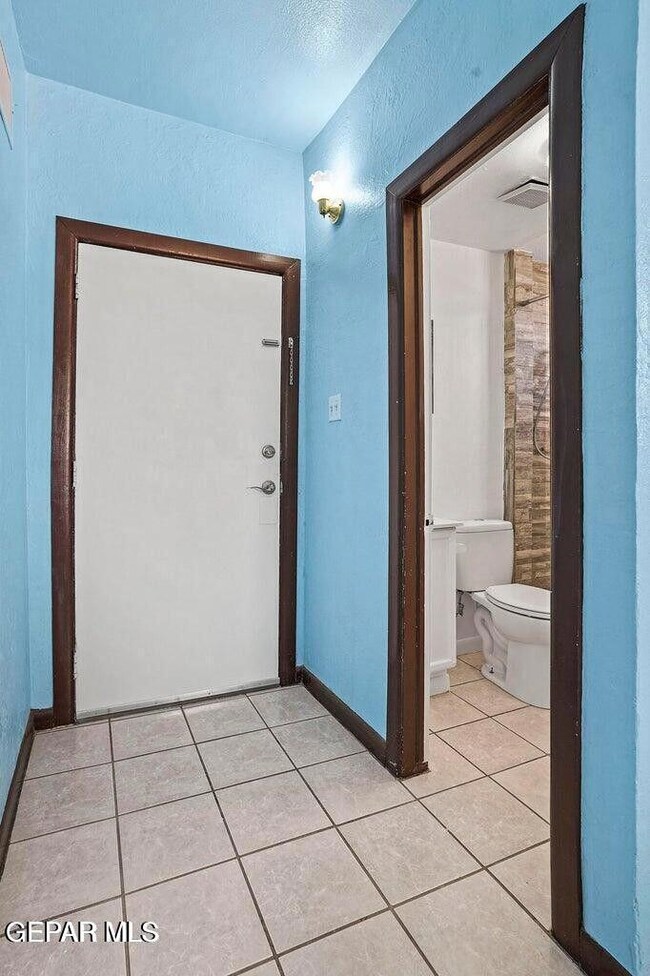 323 Singh St unit B, El Paso, TX 79907 - photo 6