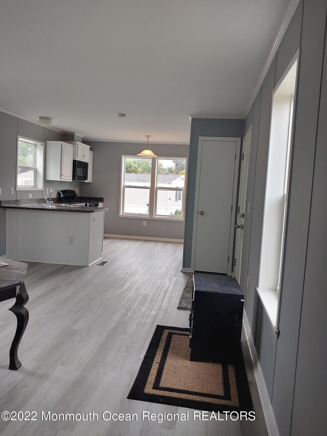 61 Locust Grove Kitchen