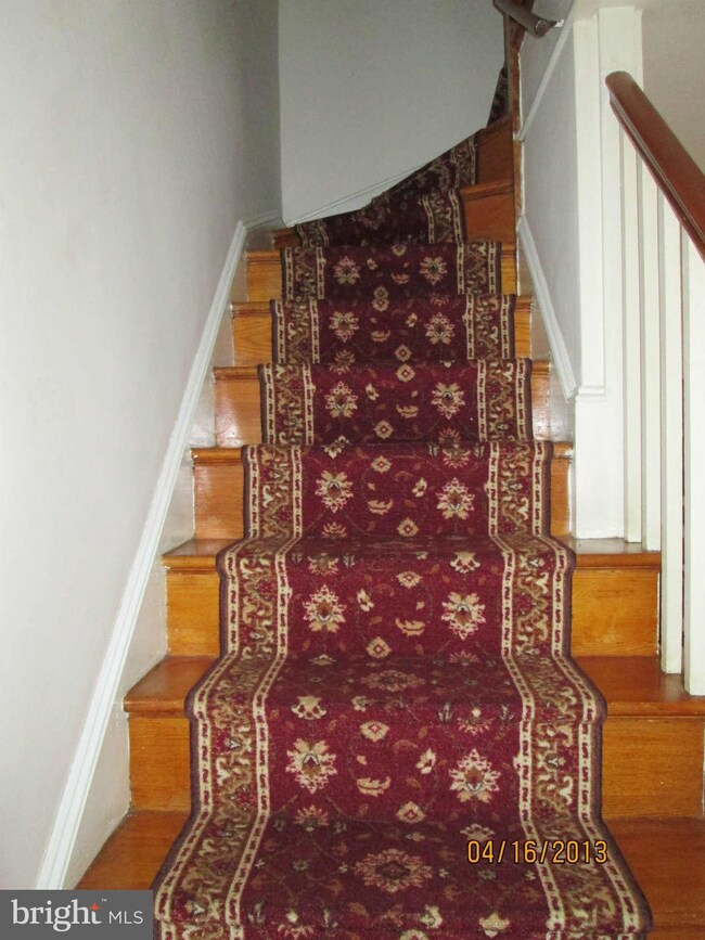 1311 Crofton Rd, Baltimore, MD 21239 - photo 7