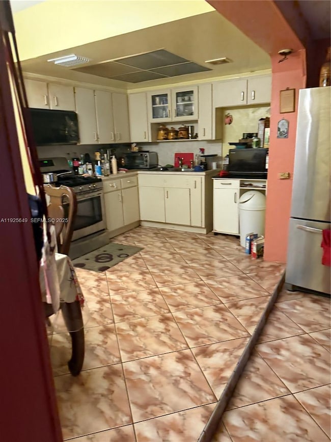 1150 NE 142nd St, North Miami, FL 33161 - photo 6