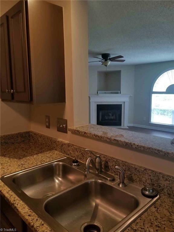 150 James Rd unit 2C, High Point, NC 27265 - photo 6