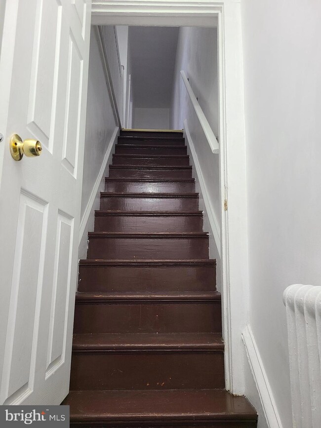 790 Garrett Rd unit 2, Upper Darby, PA 19082 - photo 2