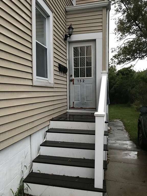 152 Last St, Fall River, MA 02724 - photo 4