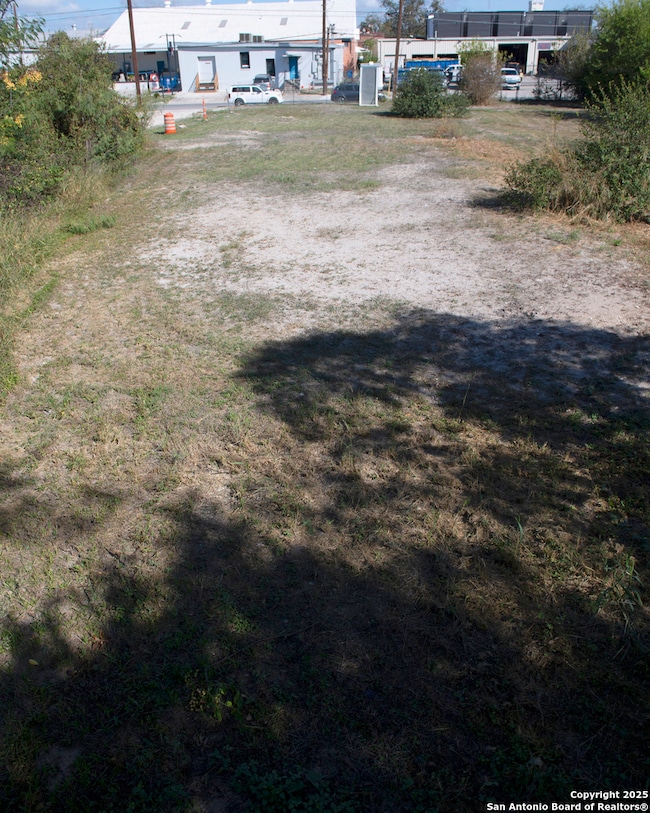 116, 118, 120 Lone Star, San Antonio, TX 78204 - photo 5