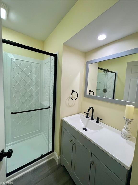 Nicely updated bathroom