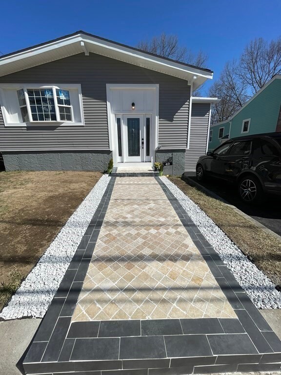 49 Messinger St, Mattapan, MA 02126 - photo 3