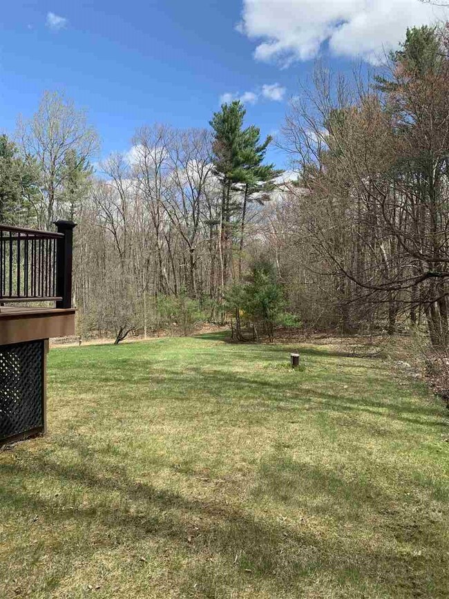 18 Noyes Rd, Londonderry, NH 03053 - photo 4