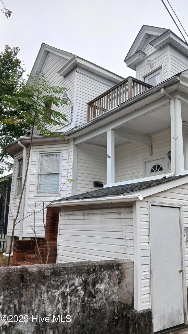 129 S 8th St, Wilmington, NC 28401 - photo 5