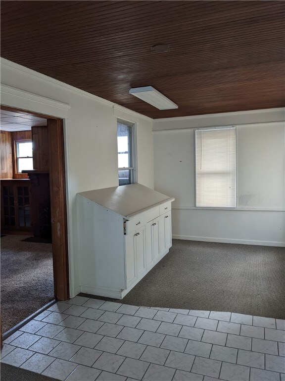 The entry of this home is already set up for an of