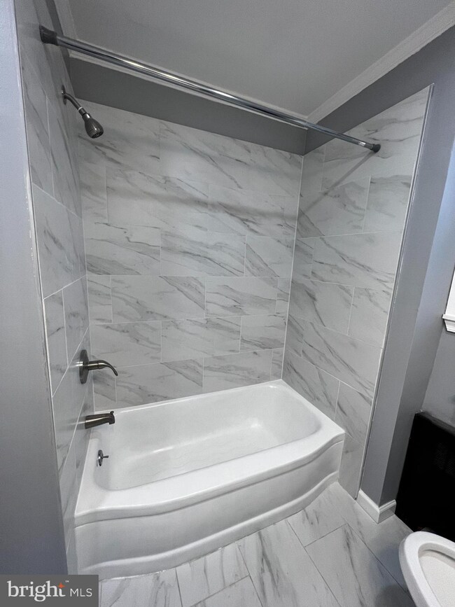 4000 Fallstaff Rd unit 1A, Baltimore, MD 21215 - photo 4