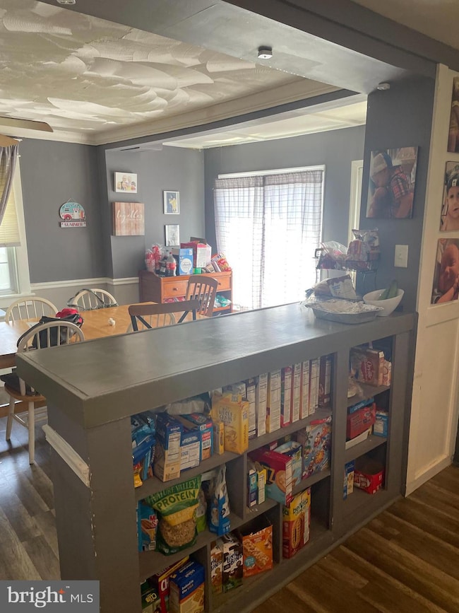 912 Edmonds Ave, Drexel Hill, PA 19026 - photo 6